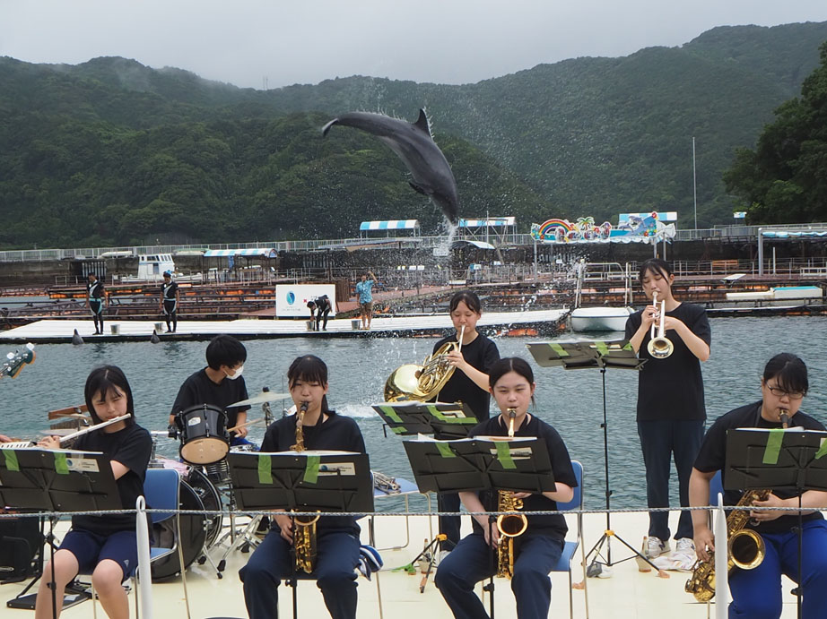 津久見高校吹奏楽部とのコラボパフォーマンス開催！